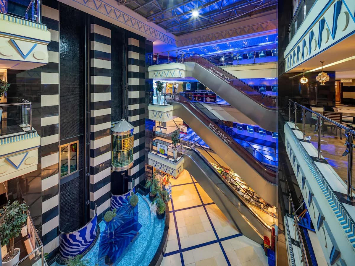 Anwar Al Madinah Mövenpick 5